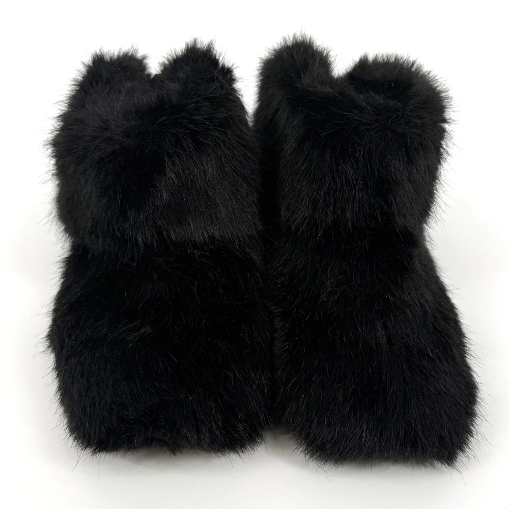 UGG Amary Women 9 Boots Black Faux Fur Fluffy Ankle Booties Cabincore Aprés Ski